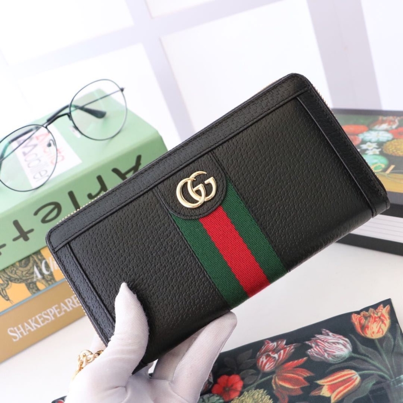 G*u*i wallets & purse